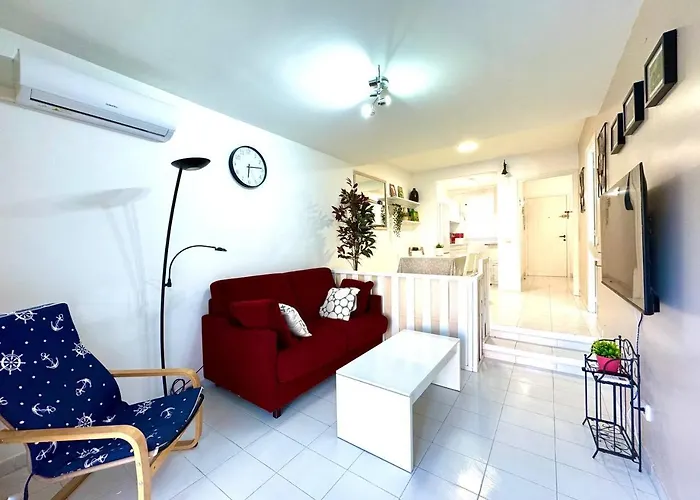 Apartsalou Blau Mari